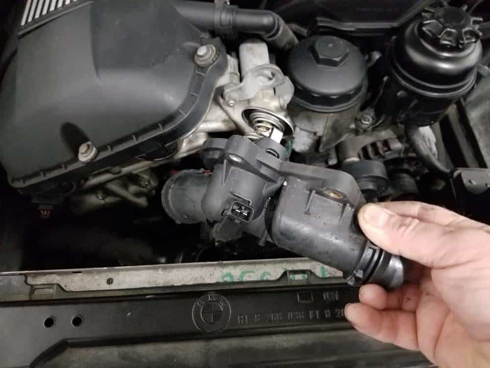 See P2065 in engine